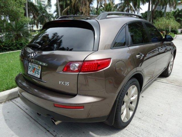 Infiniti FX35 2003 photo 1