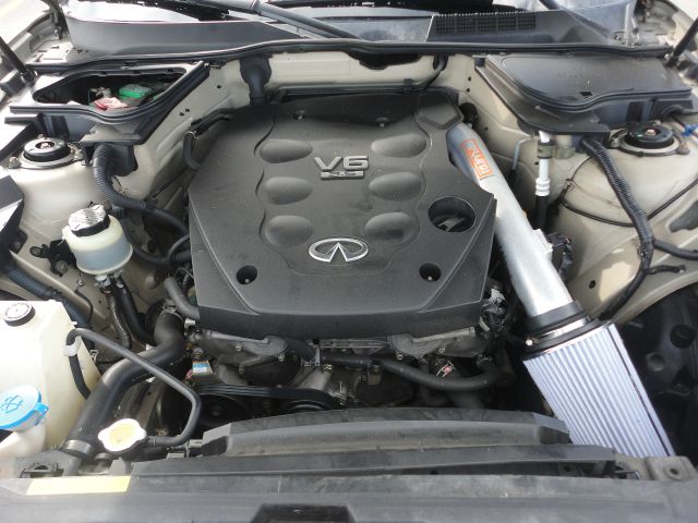 Infiniti FX35 2004 photo 15