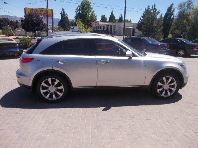 Infiniti FX35 2004 photo 1