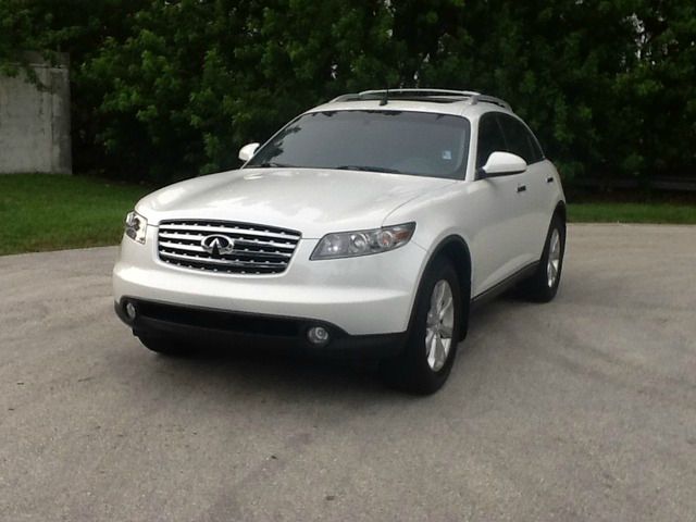 Infiniti FX35 A8 SUV