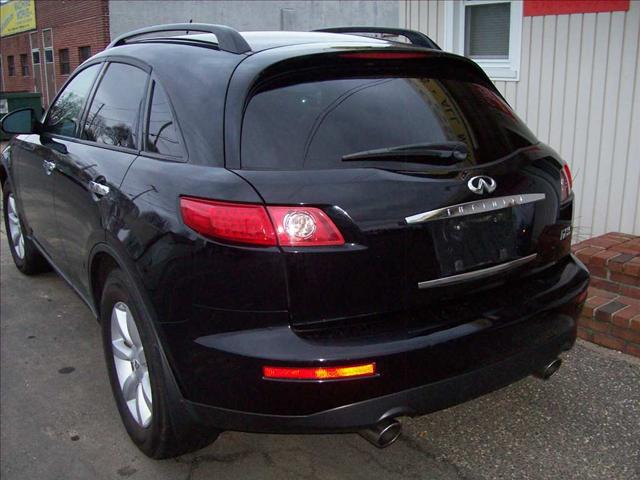 Infiniti FX35 2004 photo 3