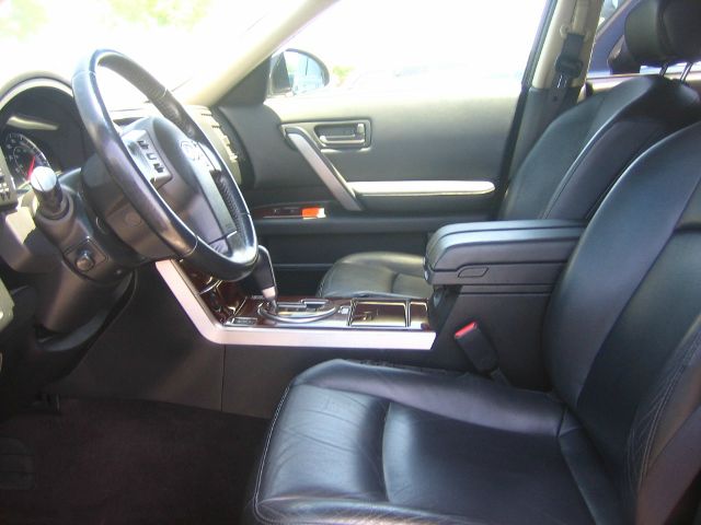 Infiniti FX35 2004 photo 1