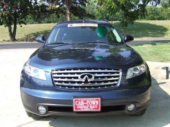 Infiniti FX35 2005 photo 2