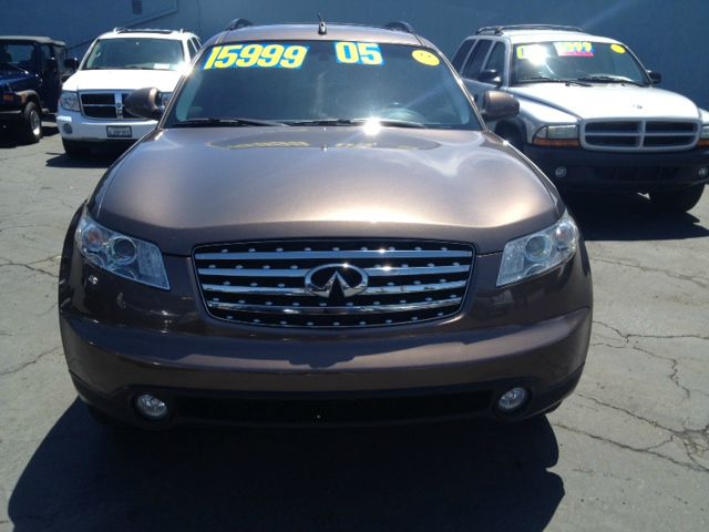 Infiniti FX35 2005 photo 4