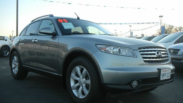 Infiniti FX35 2005 photo 3