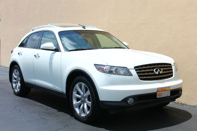 Infiniti FX35 2005 photo 19