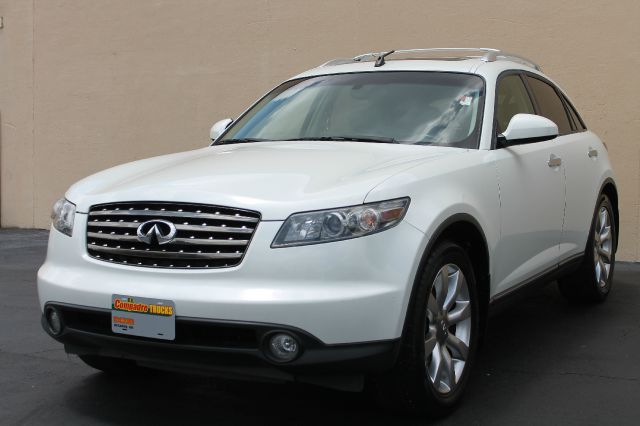 Infiniti FX35 2005 photo 22