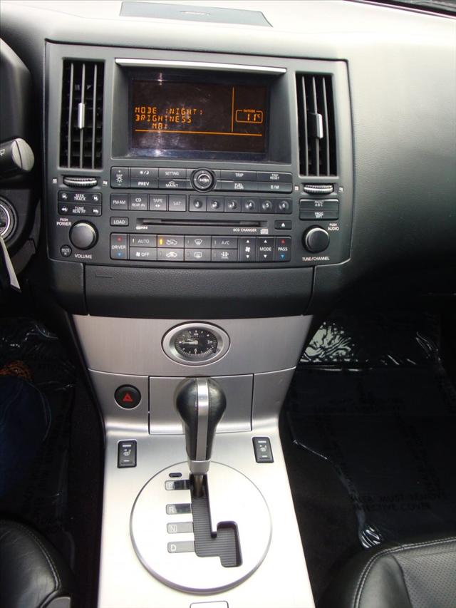 Infiniti FX35 2005 photo 4