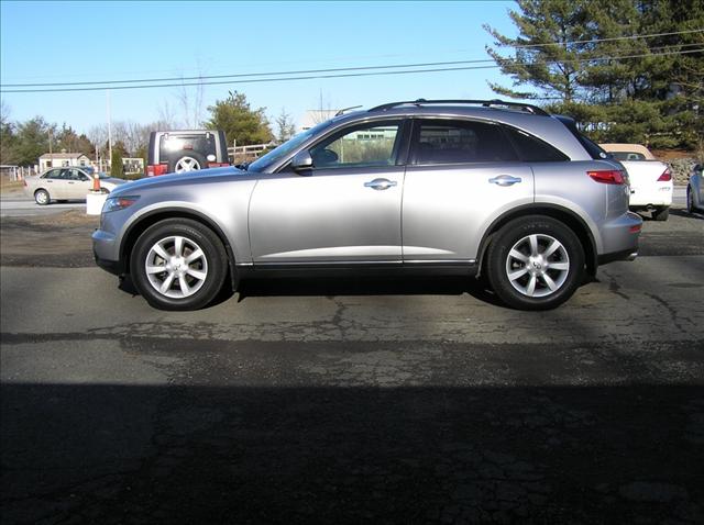 Infiniti FX35 2005 photo 1