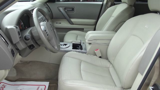 Infiniti FX35 2005 photo 14