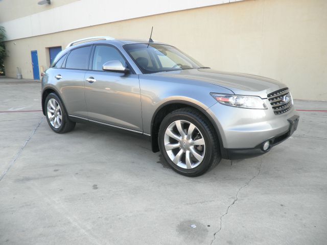 Infiniti FX35 2005 photo 4