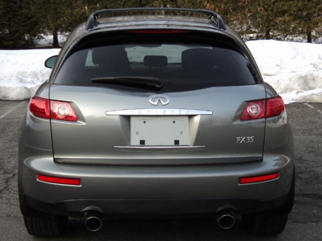 Infiniti FX35 2005 photo 3