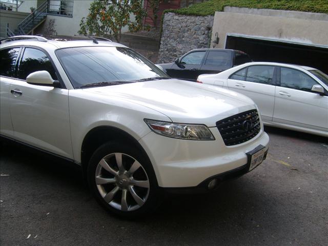 Infiniti FX35 2005 photo 1