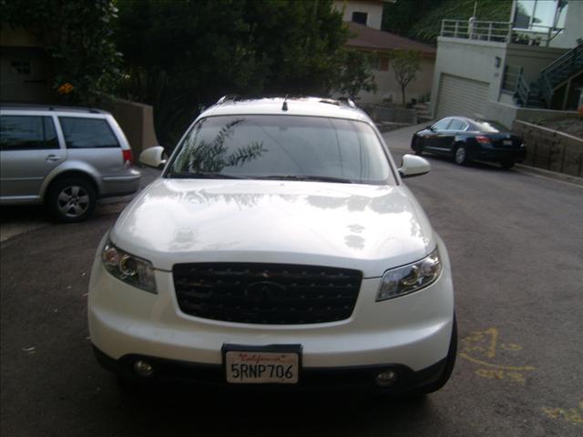 Infiniti FX35 2005 photo 3