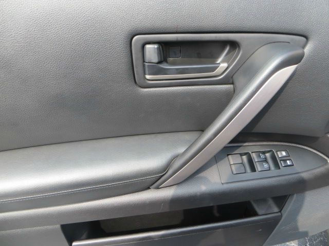 Infiniti FX35 2005 photo 2