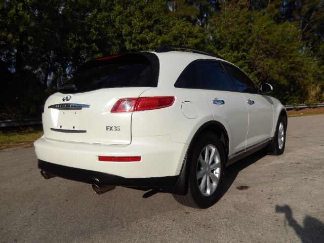 Infiniti FX35 2006 photo 1