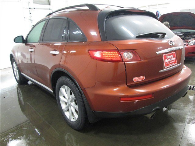 Infiniti FX35 2006 photo 2