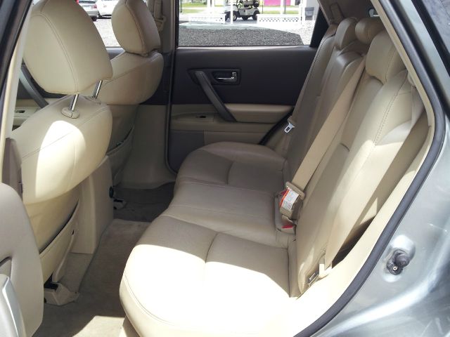 Infiniti FX35 2006 photo 2