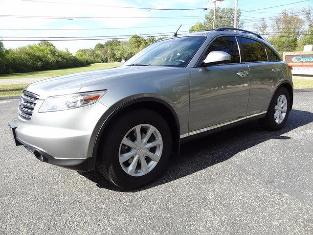 Infiniti FX35 2006 photo 2