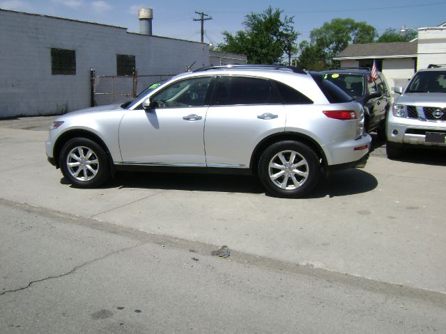 Infiniti FX35 2007 photo 26