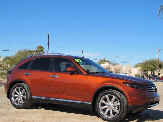 Infiniti FX35 Base Unspecified