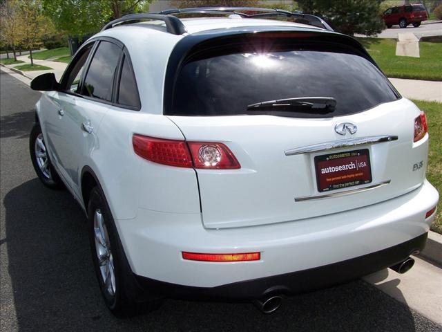 Infiniti FX35 2007 photo 2