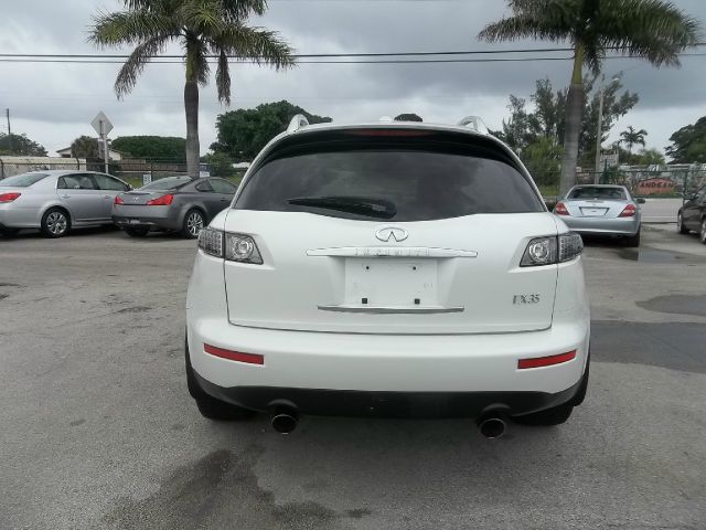 Infiniti FX35 2008 photo 11