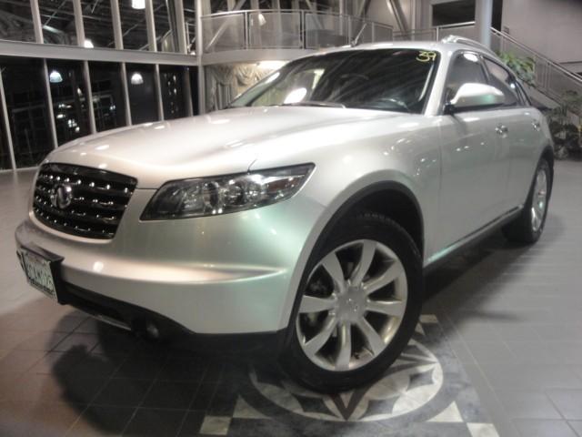 Infiniti FX35 E320 4matic Sport Utility