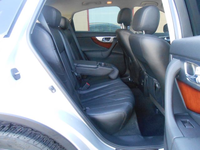 Infiniti FX35 2009 photo 12