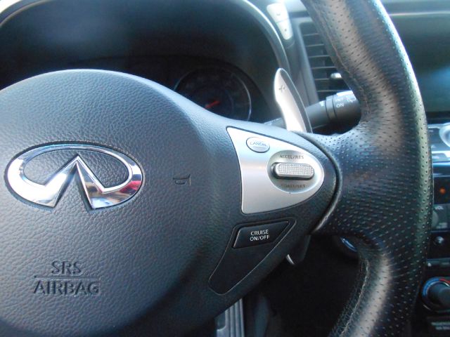 Infiniti FX35 2009 photo 34