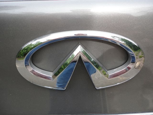 Infiniti FX35 2009 photo 39