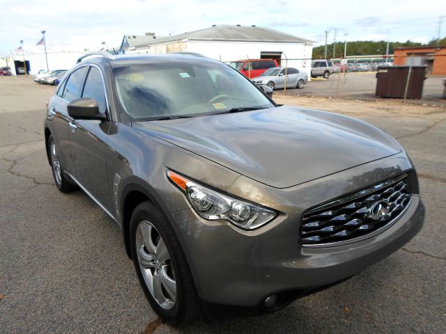 Infiniti FX35 2009 photo 2