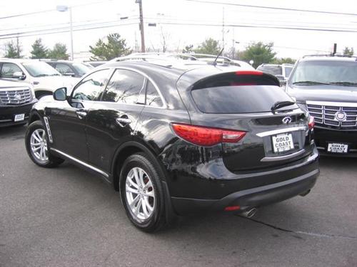 Infiniti FX35 2010 photo 1