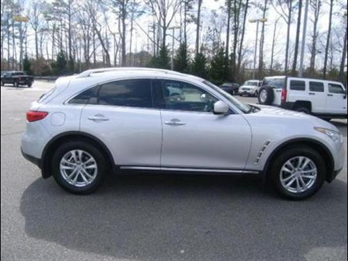 Infiniti FX35 2010 photo 3