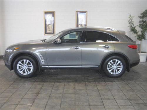 Infiniti FX35 2010 photo 1