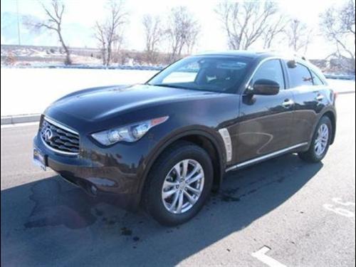 Infiniti FX35 2010 photo 2