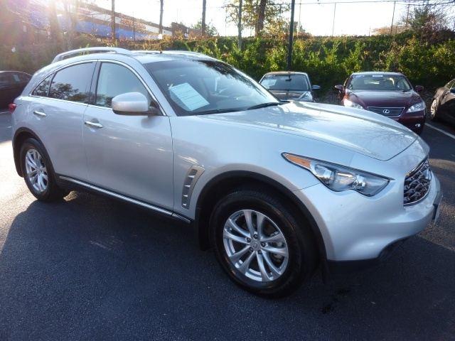 Infiniti FX35 2010 photo 2