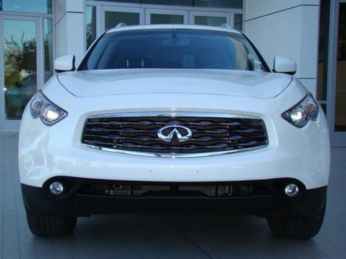 Infiniti FX35 2010 photo 3