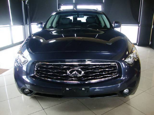 Infiniti FX35 2010 photo 1