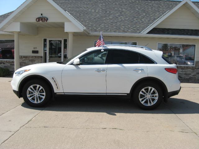 Infiniti FX35 2010 photo 1