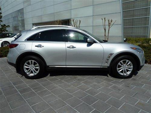 Infiniti FX35 2010 photo 1