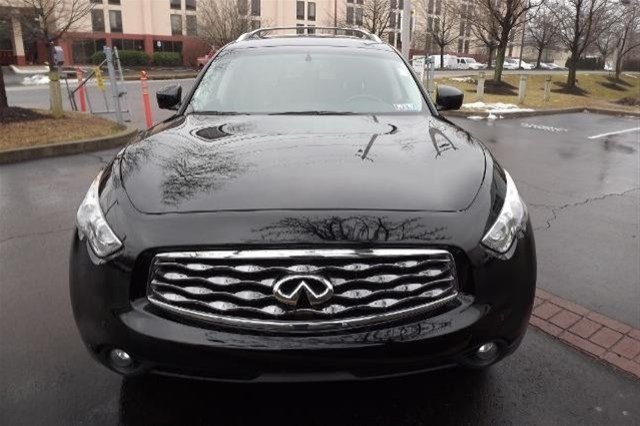 Infiniti FX35 2010 photo 2