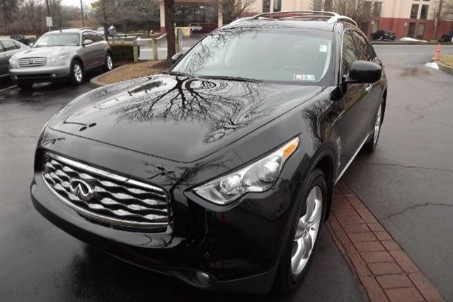 Infiniti FX35 2010 photo 1