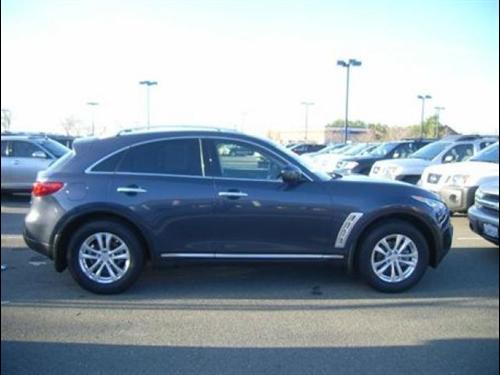 Infiniti FX35 2010 photo 3