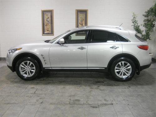 Infiniti FX35 2010 photo 1