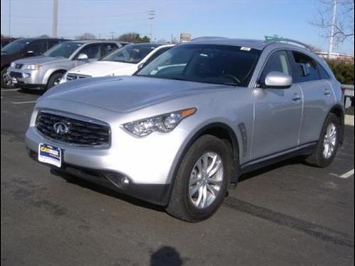 Infiniti FX35 2010 photo 2