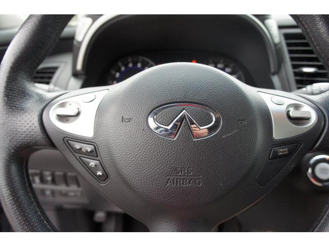 Infiniti FX35 2010 photo 9