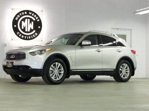 Infiniti FX35 2010 photo 2