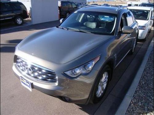 Infiniti FX35 2010 photo 2