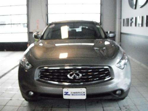 Infiniti FX35 2010 photo 2